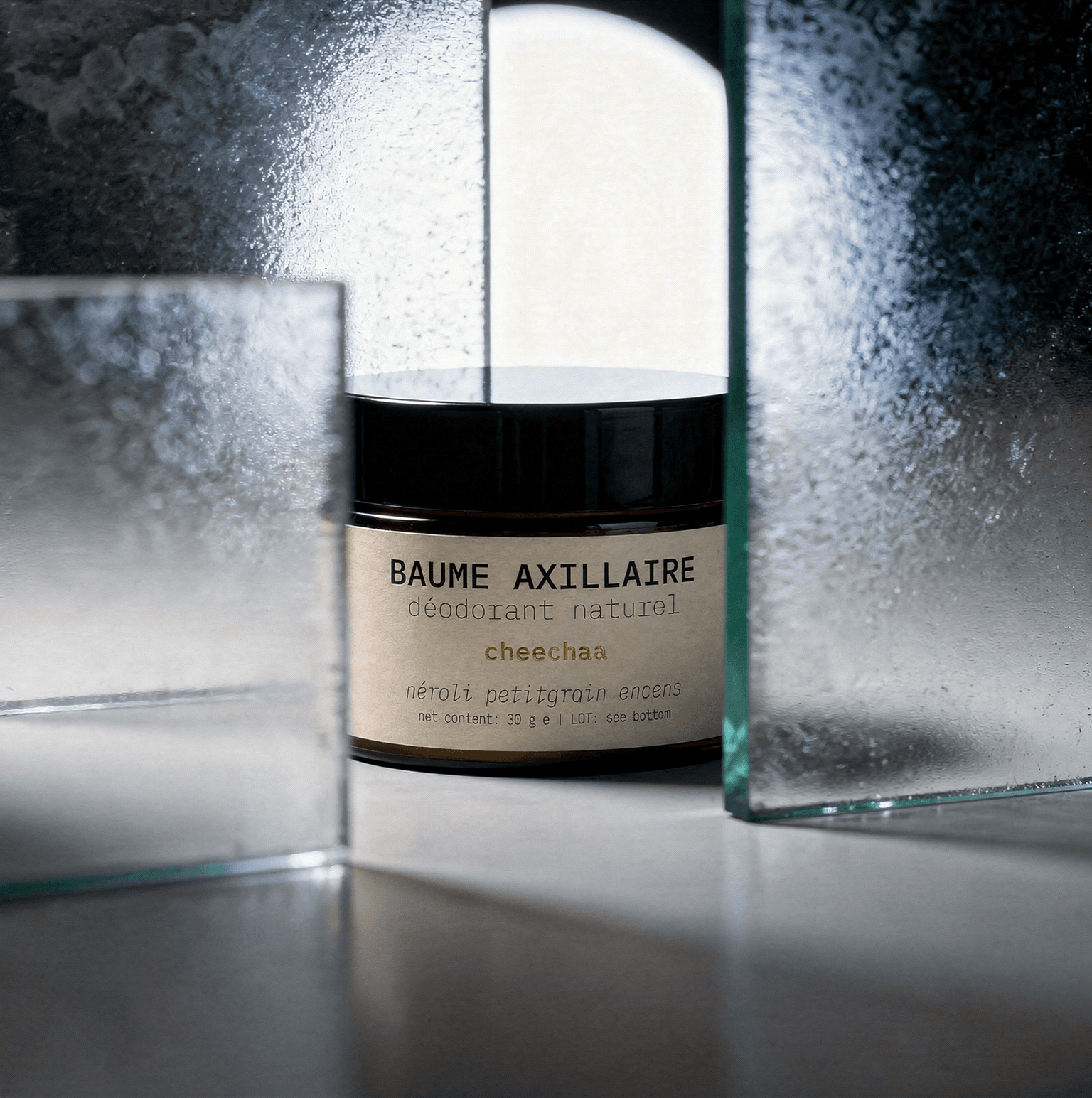 cheechaa BAUME AXILLAIRE néroli petitgrain encens balm with neroli and resin on linen